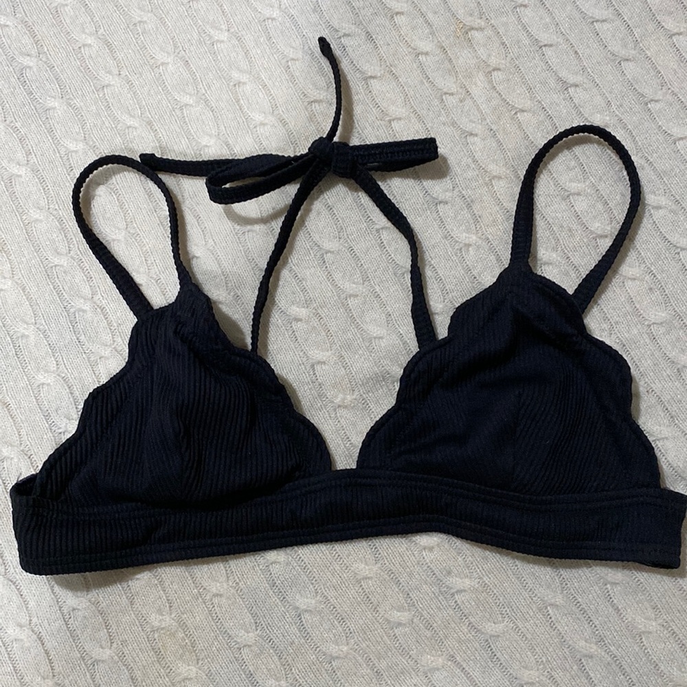 Urban Outfitters Out from Under bathing suit top black M